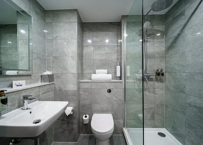 De Vere Tortworth Court